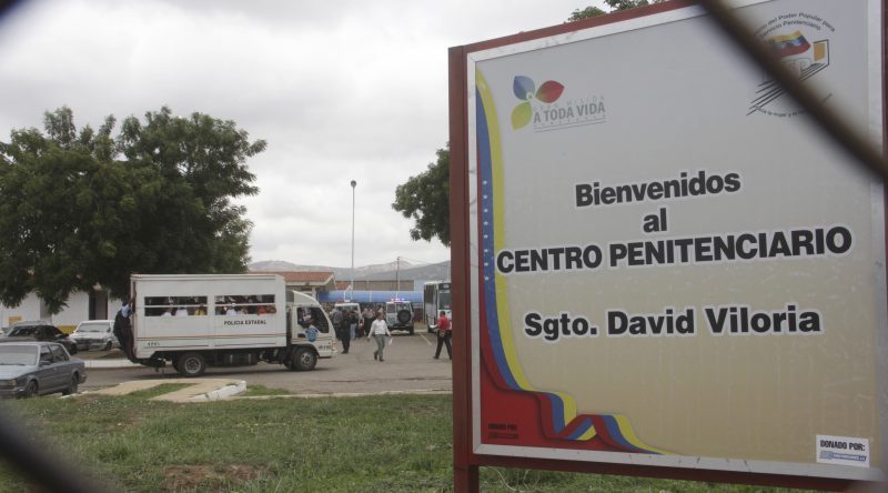 Edo. Lara: Reos de la cárcel de Uribana en Lara pagaron a un GNB para evadirse Edo. Lara: Reos de la cárcel de Uribana en Lara pagaron a un GNB para evadirse