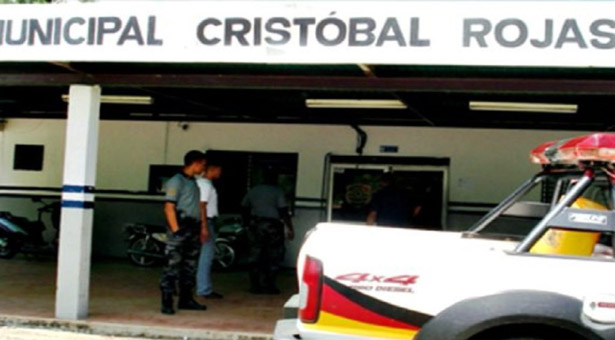 Ocho presos se fugaron de calabozo policial ubicado en Charallave Ocho presos se fugaron de calabozo policial ubicado en Charallave