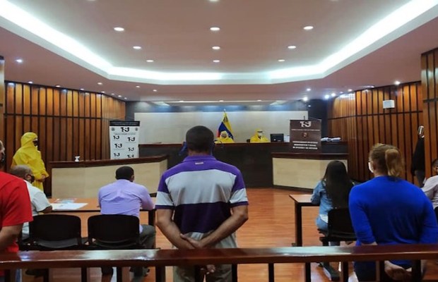 Más de 100 reclusos del estado Aragua fueron presentados ante un tribunal de control