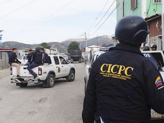 Caracas: Dos reclusos se escaparon cuando eran trasladados en un vehículo por funcionarios del Cicpc