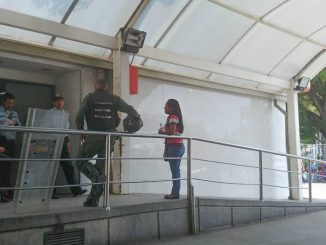 Lara | Desde Fénix fueron trasladados un reo en condición grave y cuatro más a chequeos de rutina